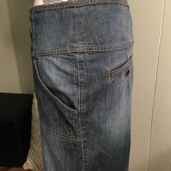 Unionbay sailor jean skirt. - Picture 3 of 9